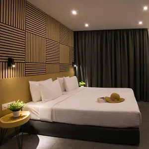 White Luxury 2*, Thessaloniki Greece